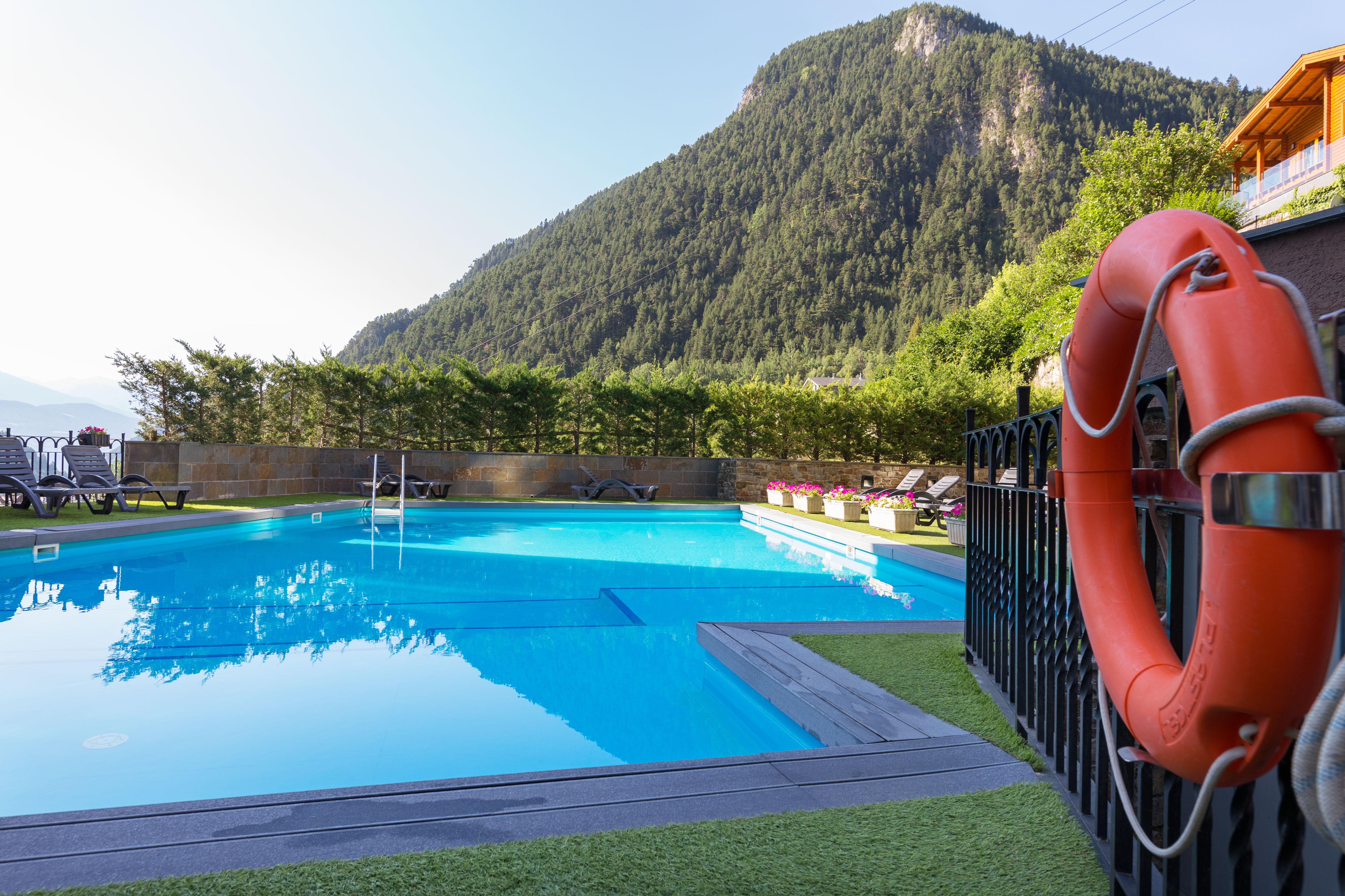 Hotel Princesa Parc Excellence Arinsal Exterior foto The swimming pool at the hotel