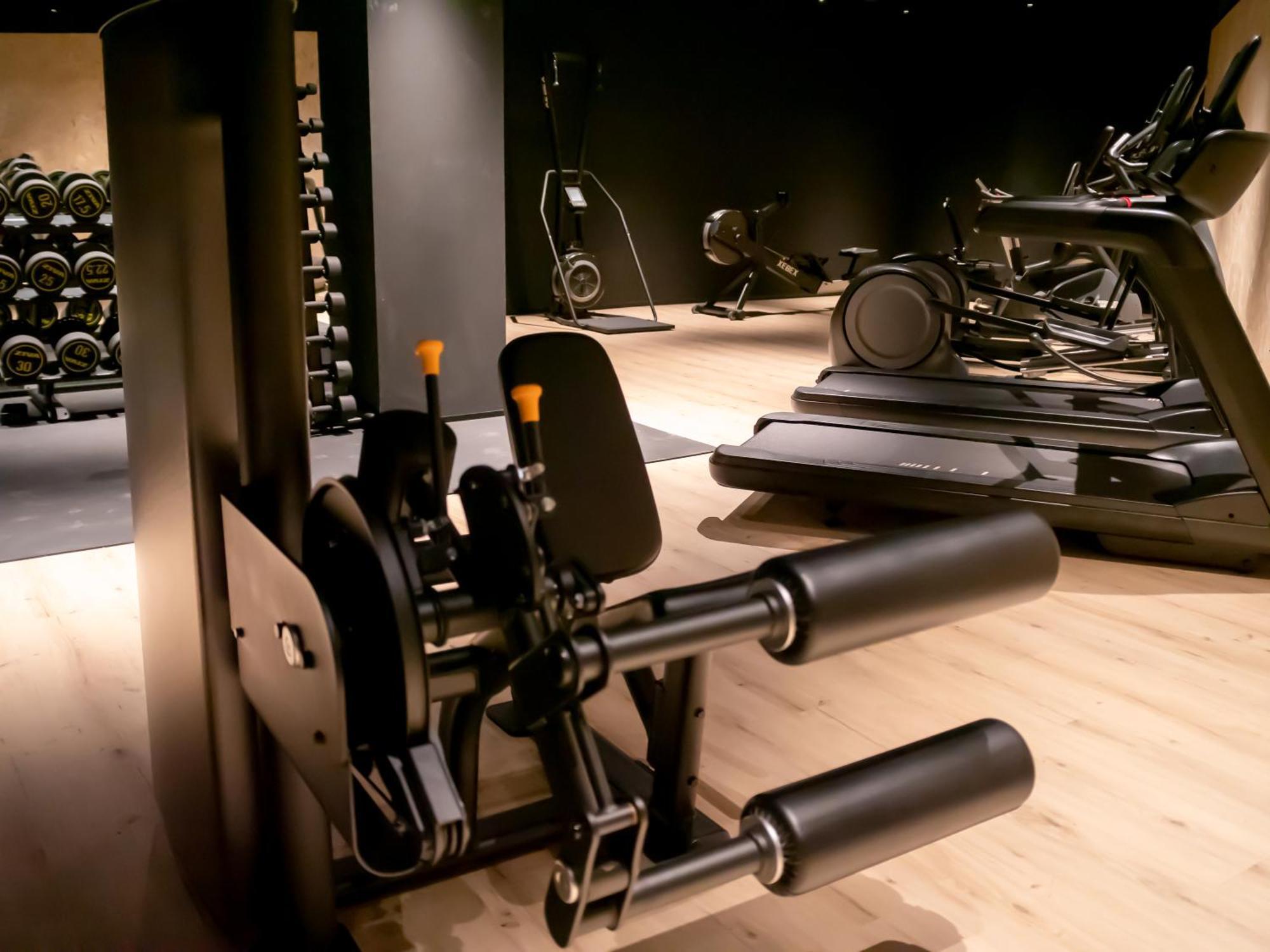 Hotel Princesa Parc Excellence Arinsal Exterior foto Leg extension machine